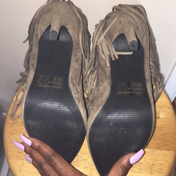 Tassel booties - Picture 4 of 4